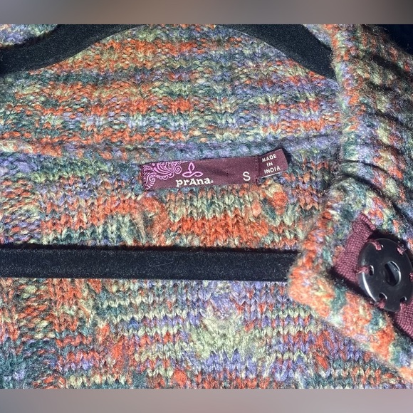 Colorful Knit Cardigan - Picture 3 of 3